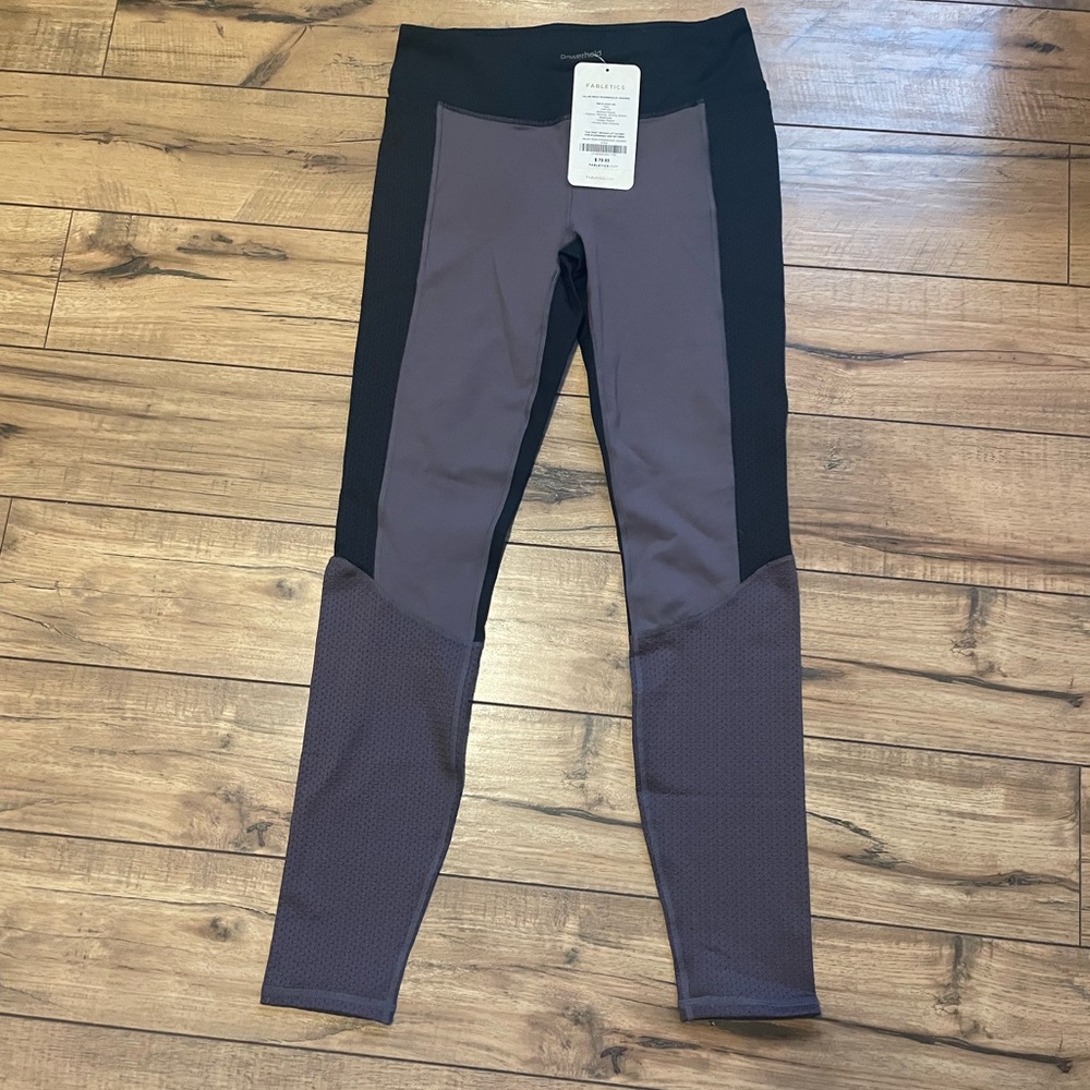 NWT Fabletics Powerhold Leggings Small